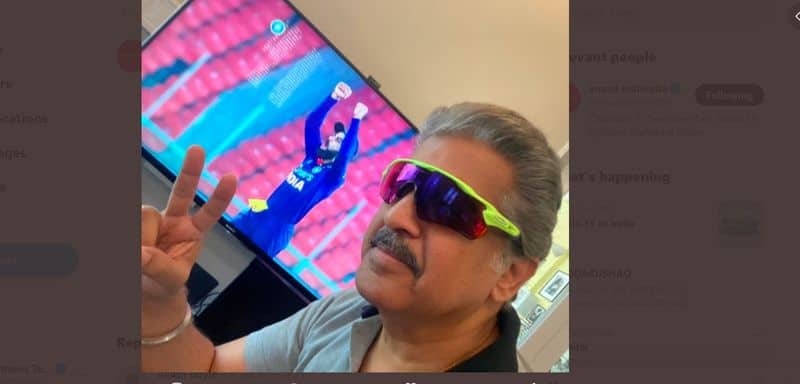 mahindra group Anand Mahindra Keeps His Promise, Shares A Rare Selfie pic On Twitter