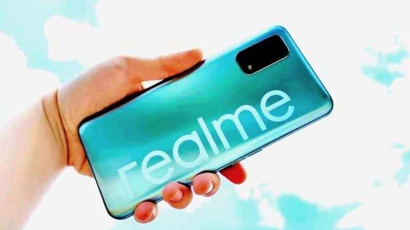 Realme 8 Pro, Realme 8 price in India, specifications, sale, and features