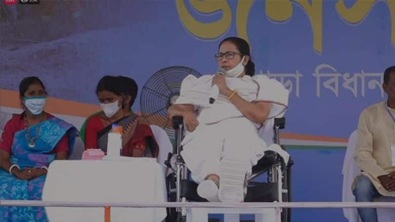 Mamata slams PM Modi; says BJP government will close down central concerns-dbr