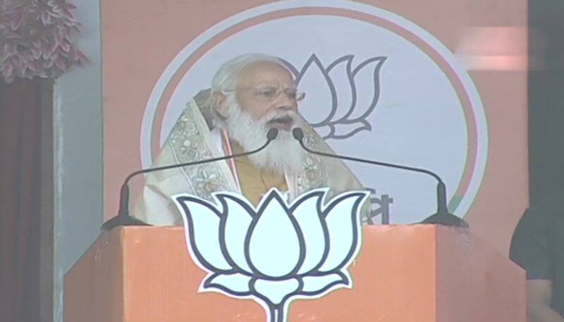 People of Nandigram have respected you and you are defaming them; Modi attacks Mamata-dbr