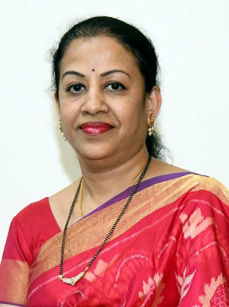 Karnataka By Election Suresh Angadi wife mangala-angadi BJP Candidate for Belagavi Lok Sabha mah