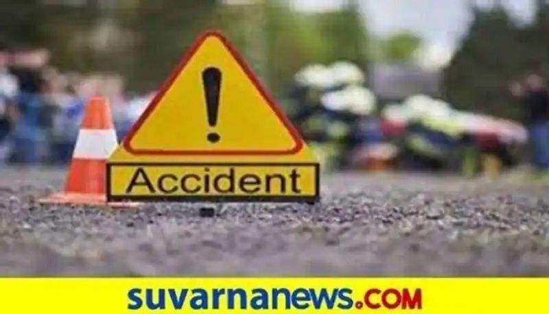 Tractor Overturns Near Chincholi in Kalaburagi grg