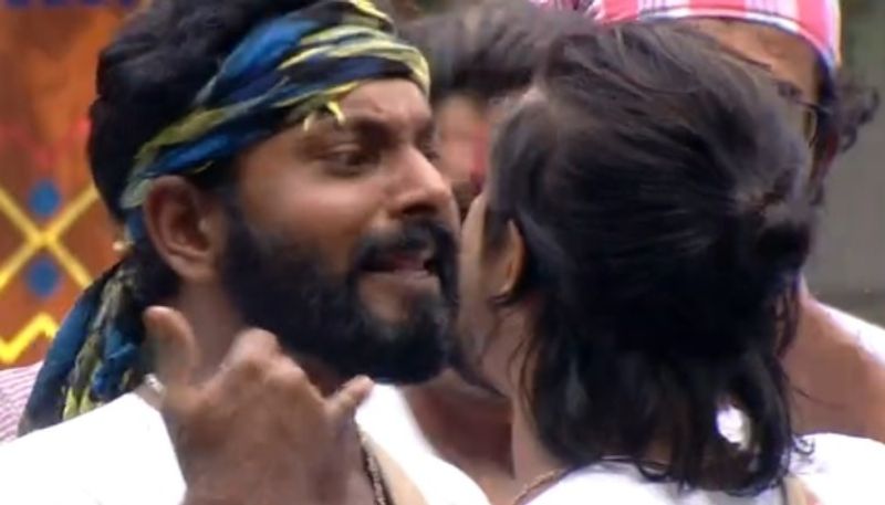 bigg boss summoned kidilam firoz and ramzan after fight in bigg boss 3