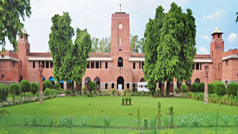 St Stephen's college Delhi suspends 100 students for not attending morning assembly SSM