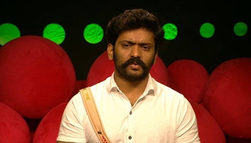 manikuttan shares his struggle in bigg boss including suryas affair