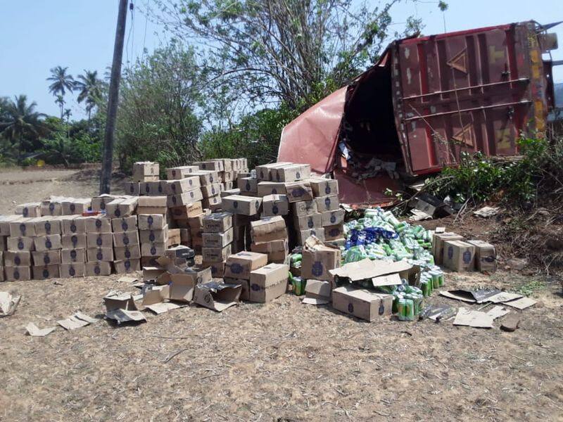 people Full happy after alcohol Loaded lorry overturnes Near Ankola rbj