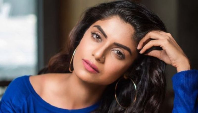 actress sayantani ghosh shares note on body shaming