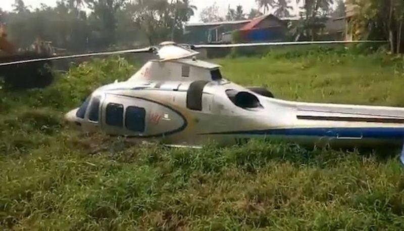 Lulu Group MD Yusuff Ali's helicopter crash lands in Kochi-VPN