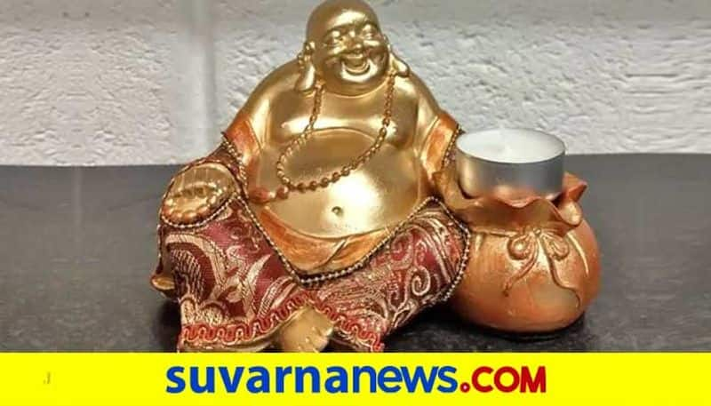 Vastu to keep laughing buddha