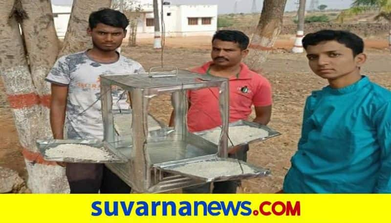 Youths Water Provide for Birds During Summer Season in Koppal grg