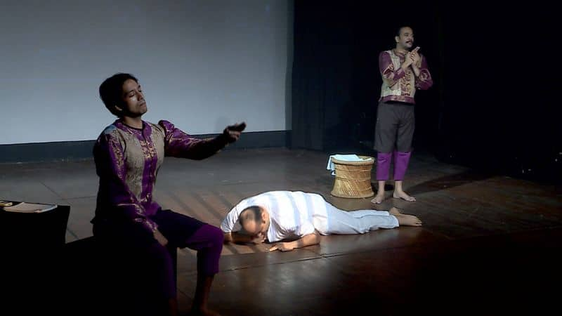 The play ithanente peru on the martyrdom of Gandhiji getting appreciations