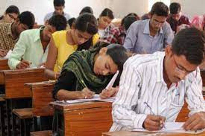 Karnataka  Universities Postpones Exams Over Covid and Bus strike rbj