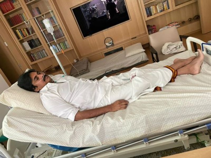 actor Politician Pawan Kalyan Tests Positive for Covid-19 mah