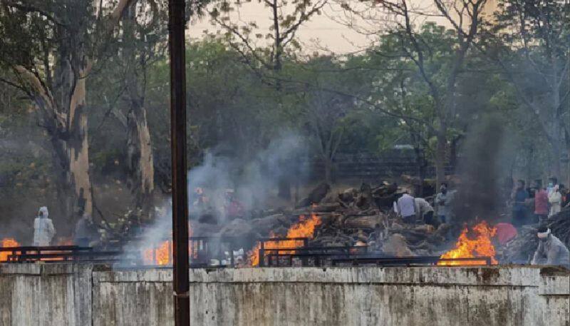 crematoriums of many cities in india works under intense pressure amid covid second wave hits