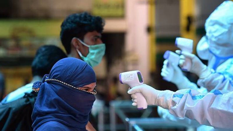 India records 2,61,500 new Covid-19 cases in last 24 hours lns