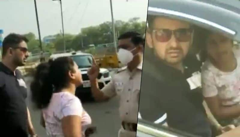 Husband blames wife, couple abusing Delhi cops who caught them without a mask goes viral-VPN