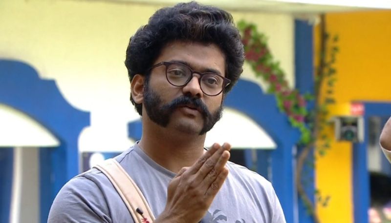 manikuttan share his stand on alleged love track with surya in bigg boss 3