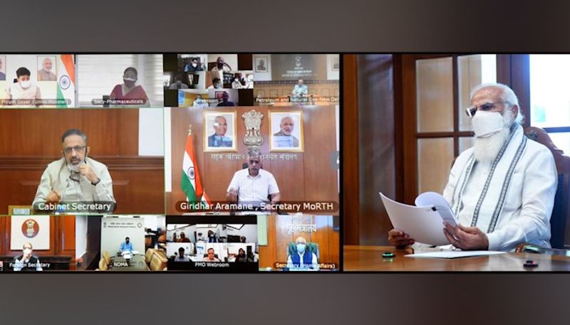 PM Modi chairs review meeting, says 'need to ensure faster transportation of medical oxygen to states'-dnm