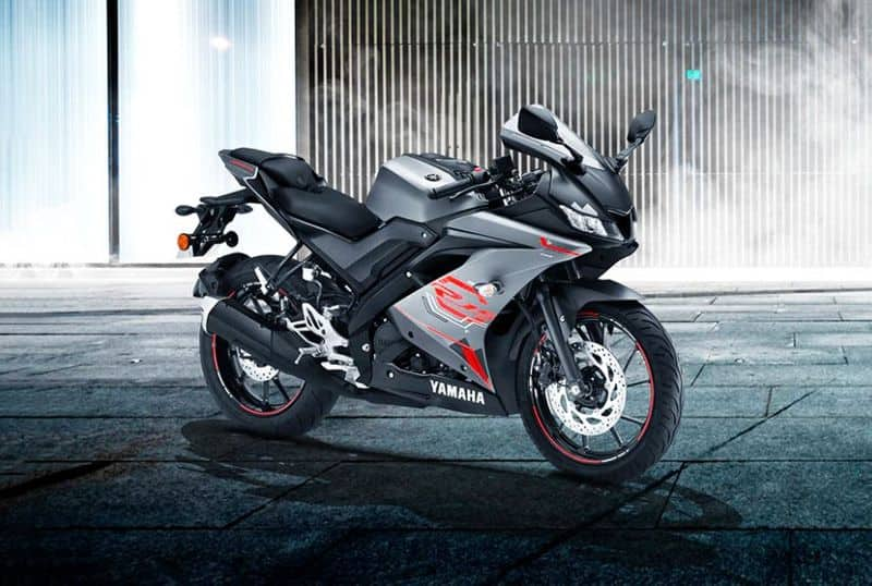 Yamaha YZF-R15: affordable entry-level sports bike gets new color scheme know price and features in india