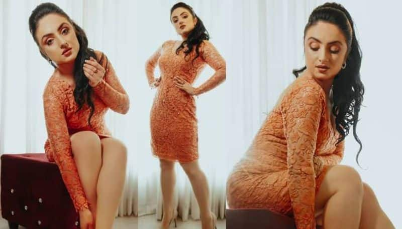 Paris Laxmi s mini dress photos viral