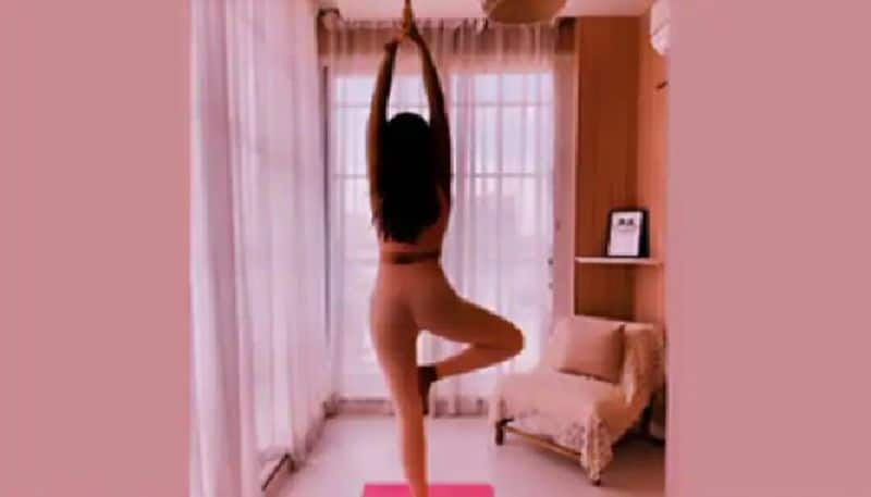 sonakshi sinha shares sunday yoga pic