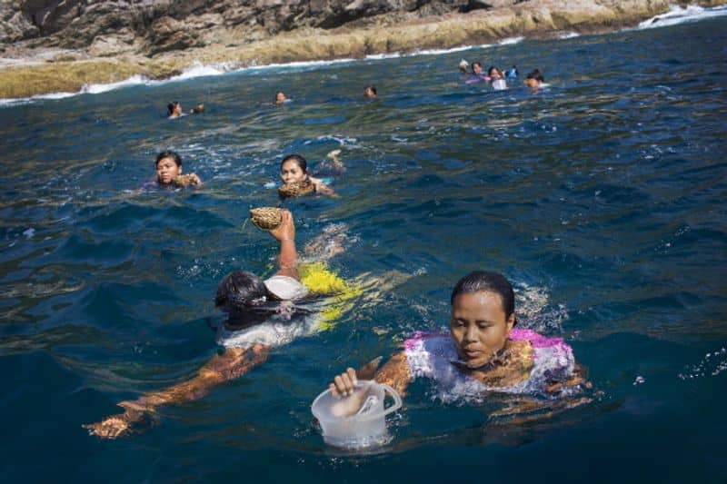 life of Thailand's Moken ethnic group