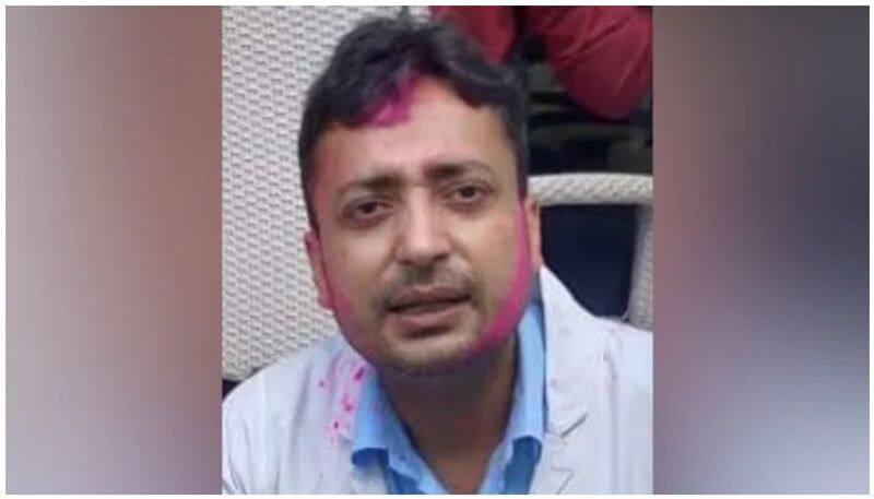 Doctor Working In Delhi Hospital's Covid Ward Suicide