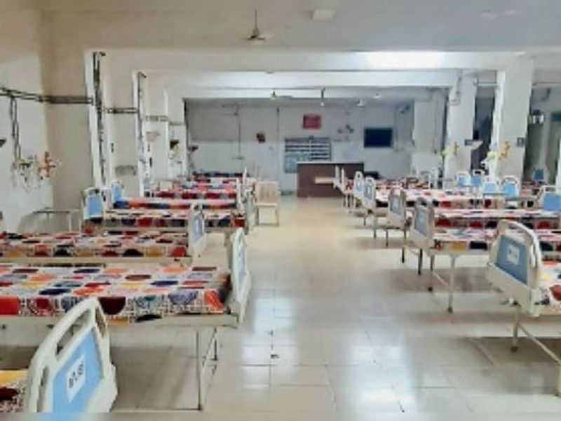 No Staff at Covid Ward at ESI Hospital in Hubballi grg