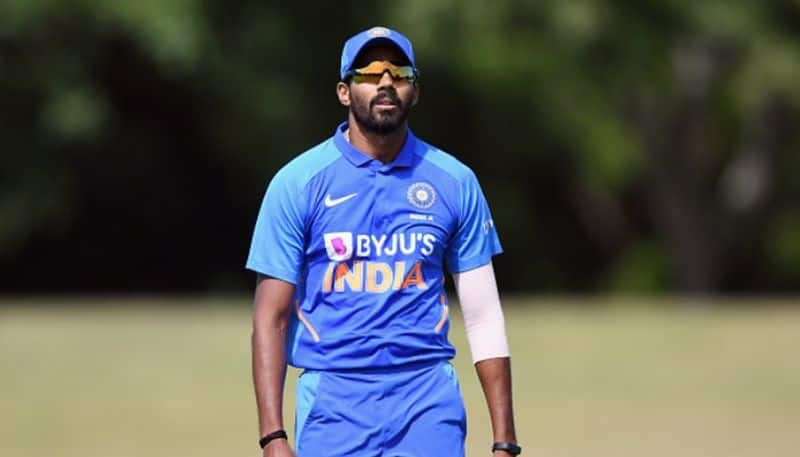 Mumbai Indians announces Sandeep Warrier as repalcement for Jasprit Bumrah gkc