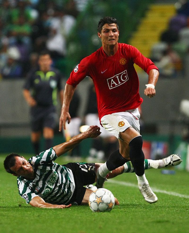 Cristiano Ronaldo returns to Manchester United after 12 years-ayh