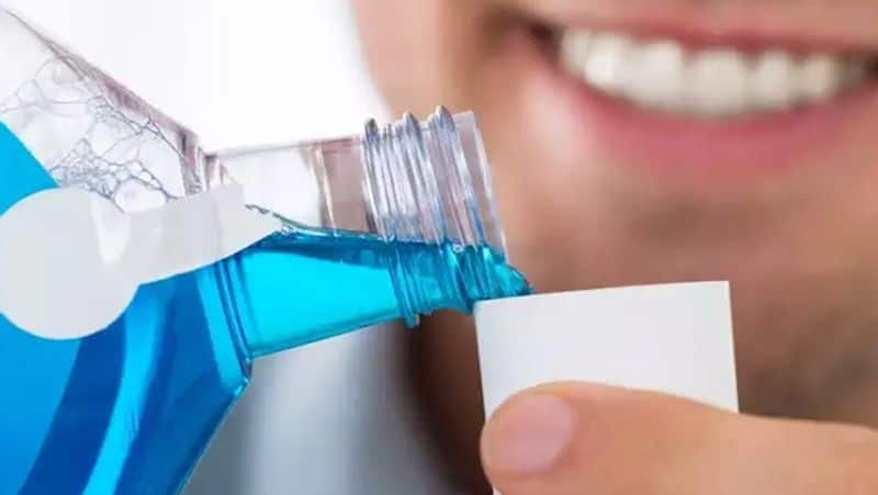 Is it safe to use mouthwash every day