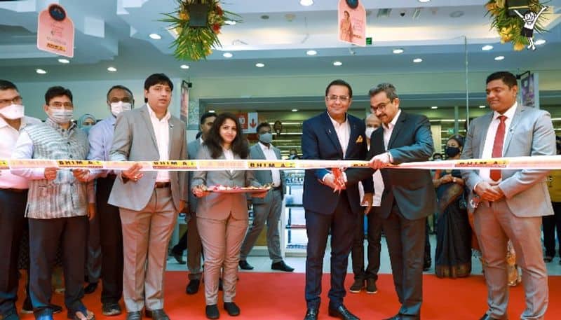 bhima jewelery opens new showroom in sharjah