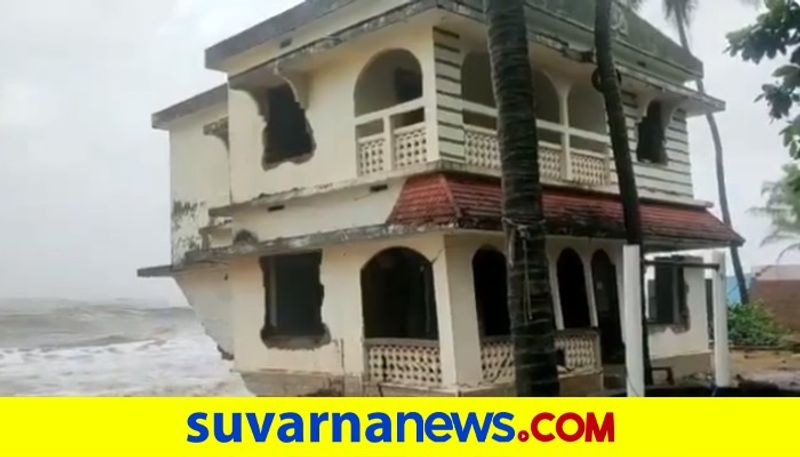 Cyclone Tauktae House Collapses Property Destroyed in Kerala dpl