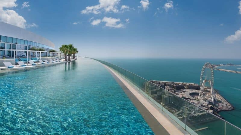 the worlds highest infinity pool has opened in Dubai