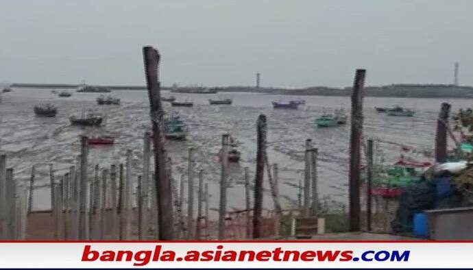 Cyclone Tauktae: রাতেই আছড়ে পড়তে পারে গুজরাতে, মহারাষ্ট্রের মুখ্যমন্ত্রীর সঙ্গে কথা প্রধানমন্ত্রীর