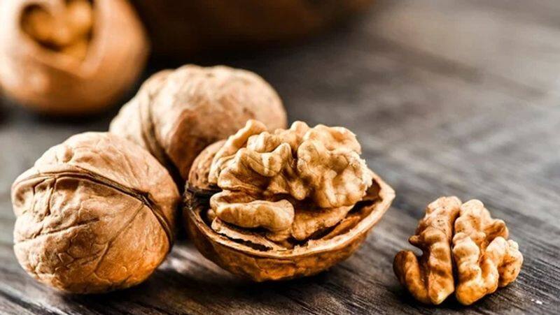 From weight loss to preventing hair fall: Benefits of walnuts you should just not miss-dnm