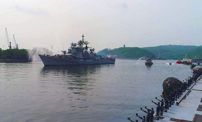 <p>INS Rajput has a crew of 30 officers and 310 sailors and is equipped with an array of weapons and sensors. 'Rajput' was named after the famous warrior community of northern India known for its bravery and valour. The ship's crest design displays a head protector helmet and crossed spears, used by Rajput warriors, on a red background</p>
