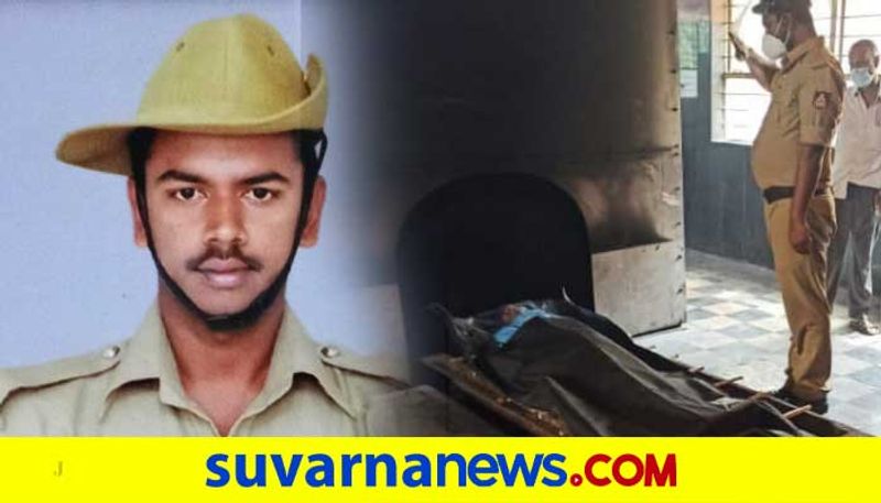 Railway Police  performs last rites of Orphanage body Bengaluru mah