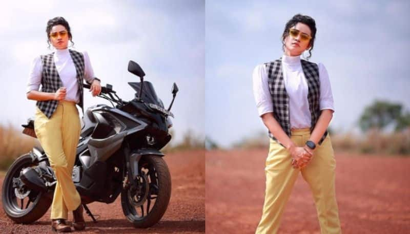 Lakshmis photoshoot with Variety Getup stylish look