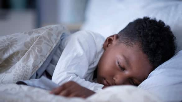 what is the right age for a child to sleep alone in tamil mks