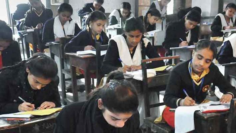 No Exam for PU Students Effect On Degree Colleges snr