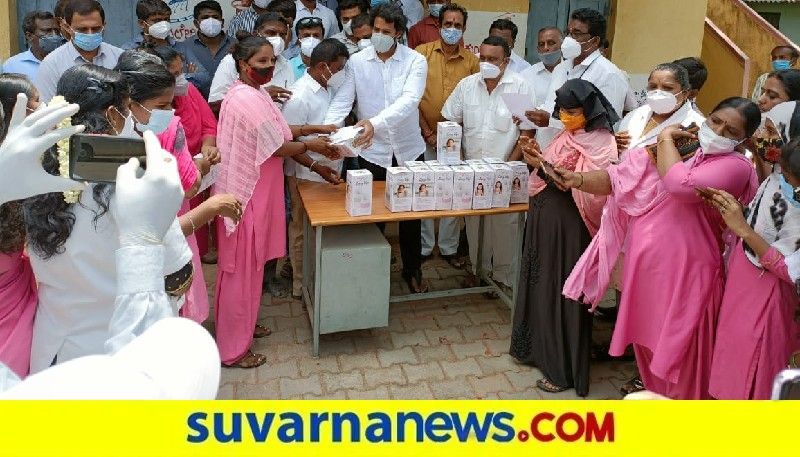 Nikhil Kumaraswamy  Helps To covid warriors in Ramanagara snr