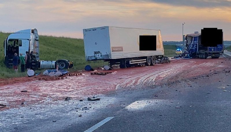 red spillage at uk accident spot was not really blood it was tomato puree