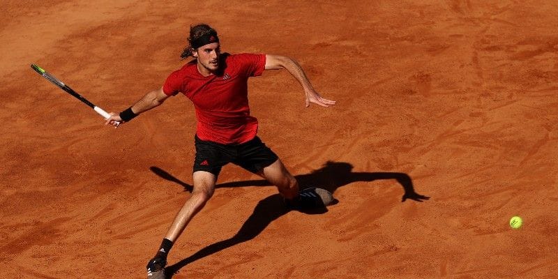 Stefanos Tsitsipas into the finals of French Open by beating Zverev