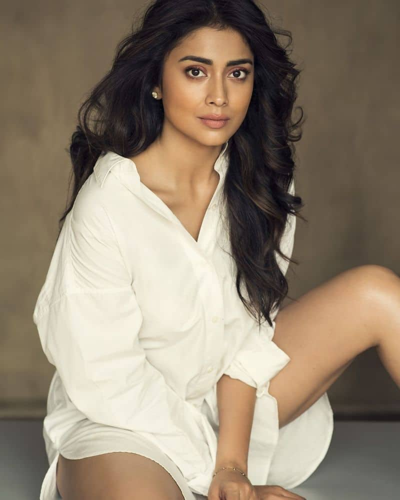 Glowing Skin and Beauty Secret of Shriya Saran