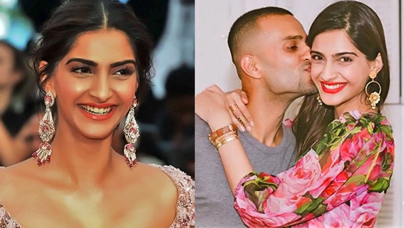 <p>After months of staying in London with husband Anand Ahuja, Soman Kapoor is back in Mumbai.</p>
<p>After months of staying in London with husband Anand Ahuja, Soman Kapoor is back in Mumbai.</p>