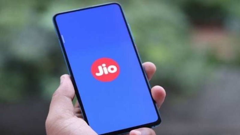 jio 175 rupees super plan 10 gb data with 12 ott platform offer mrq