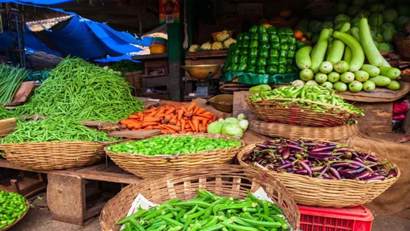 Indian CPI could rise 150 bps if GST council raises rates forecasts Standard Chartered Bank anu