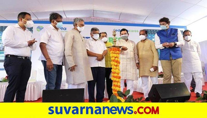 Union Minister Pralhad Joshi Inaugurated Vedanta Covid Field Hospital at Hubballi grg