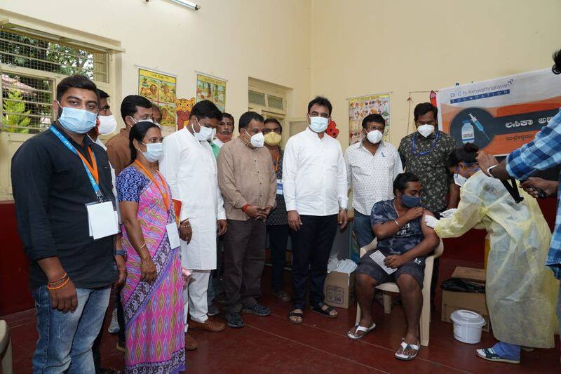 DCM Ashwath Narayan vaccination Rounds In malleshwaram rbj